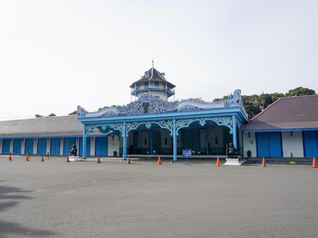 Grand Amira Hotel Solo, Azana Hotels Collection Exterior photo